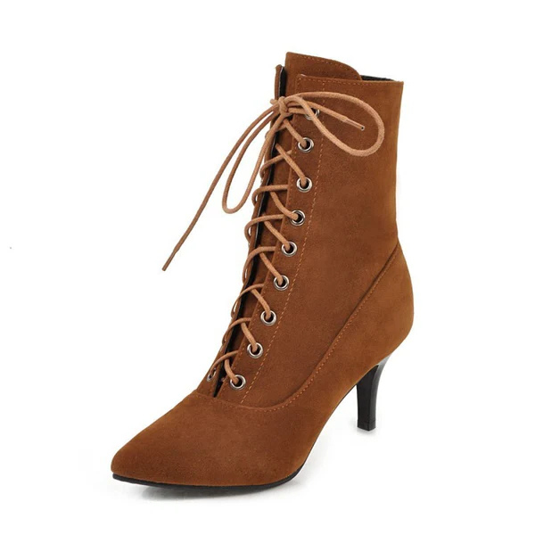 Elegant Women's Boots – Versatile Styles for Every Season